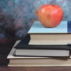 Rozwiązanie stosunku pracy nauczyciela: wzór, terminy, odprawa