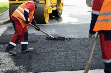Utwardzenie drogi gminnej: Wniosek, wzór i jak zwiększyć szanse?
